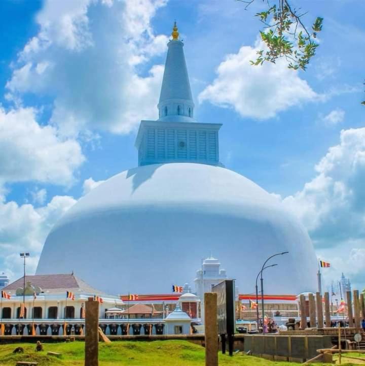 Ruwanweliseya