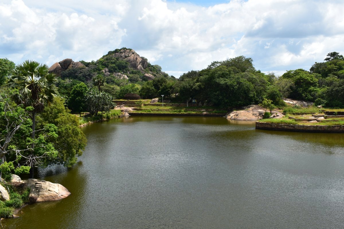 Kaludiya Pokuna