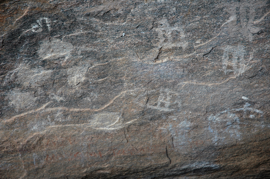 Thanthirimale rock shelters